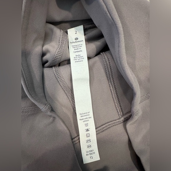 Lululemon Align Violet Verbena Crop Jogger 23” Pants Size 2 - Picture 5 of 9